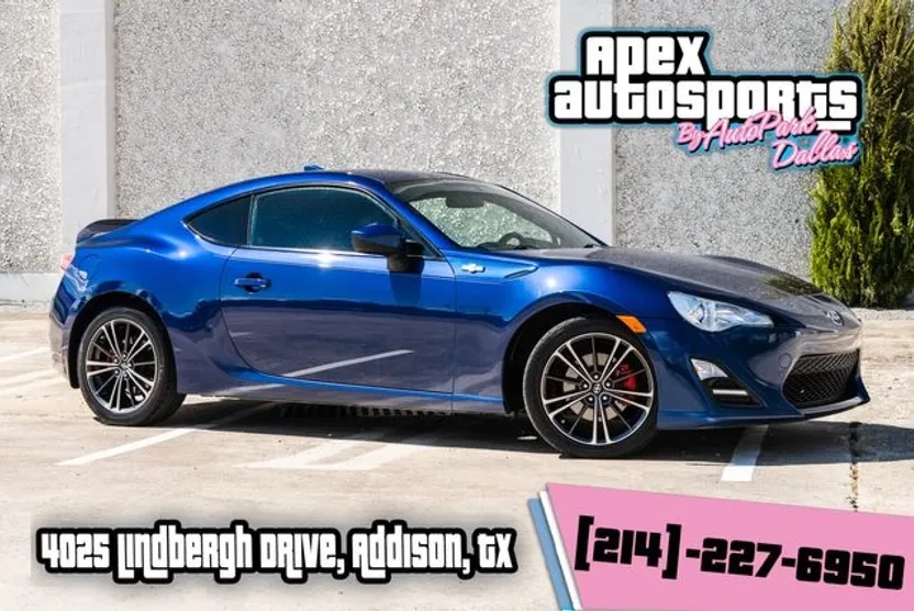 2015 Scion FR-S photo 1