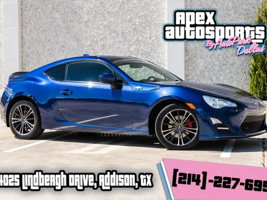 2015 Scion FR-S photo 1