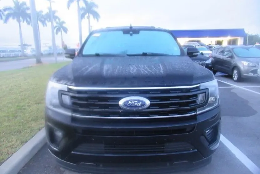 2019 Ford Expedition Limited photo 1