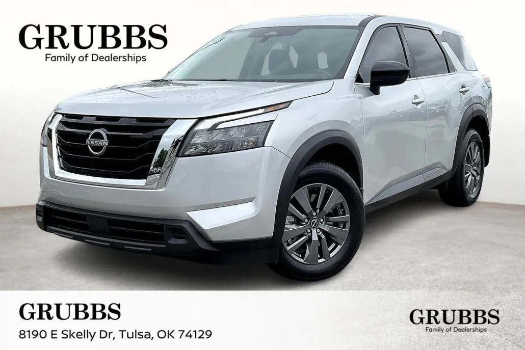 2025 Nissan Pathfinder S photo 1