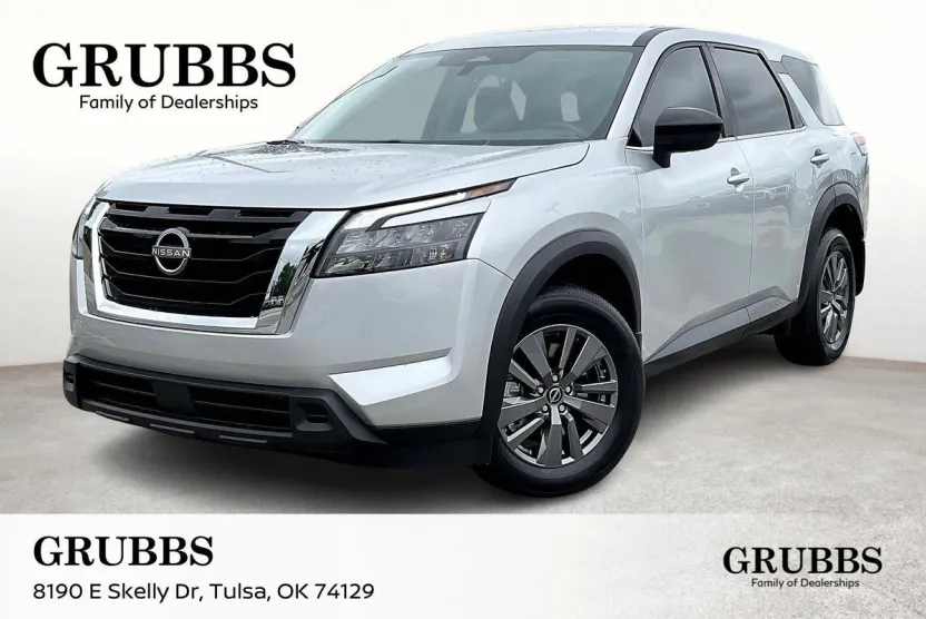 2025 Nissan Pathfinder S photo 1