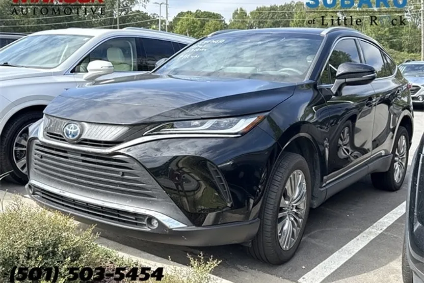2023 Toyota Venza XLE photo 1