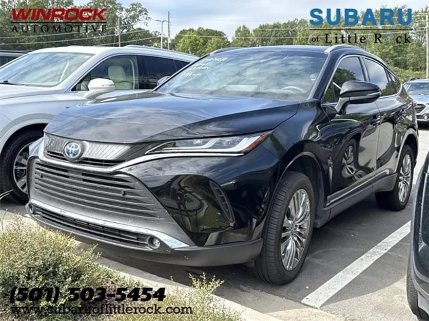 2023 Toyota Venza XLE photo 1