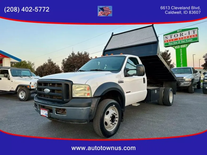 2007 Ford F-550 photo 1