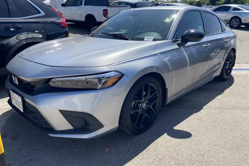 2022 Honda Civic Hatchback Sport photo 1