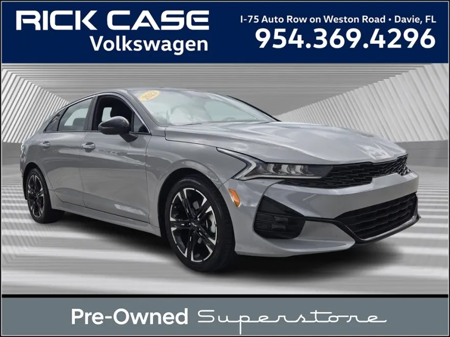 2023 Kia K5 GT-Line photo 1