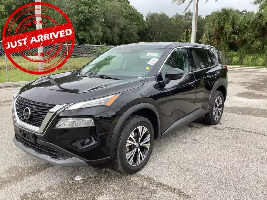2021 Nissan Rogue SV photo 1