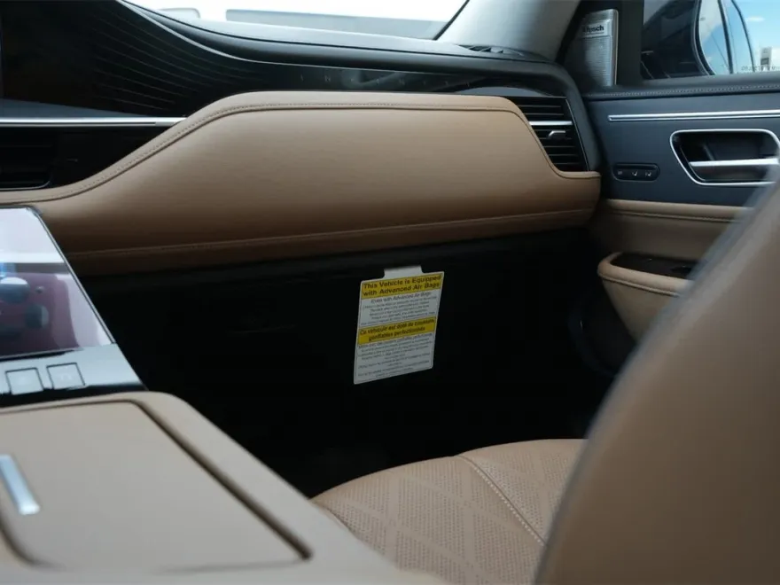 2025 Infiniti QX80 Sensory photo 8