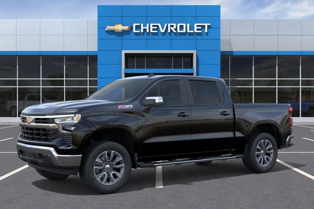2026 Chevrolet Silverado 1500 LT photo 1