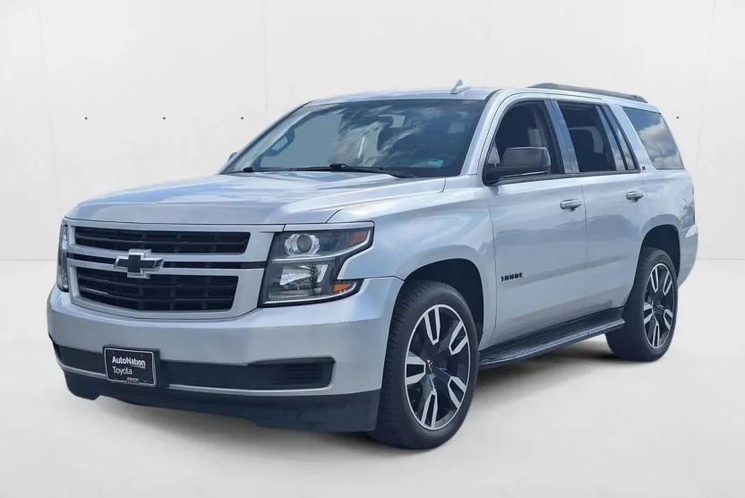 2019 Chevrolet Tahoe LT RST photo 1