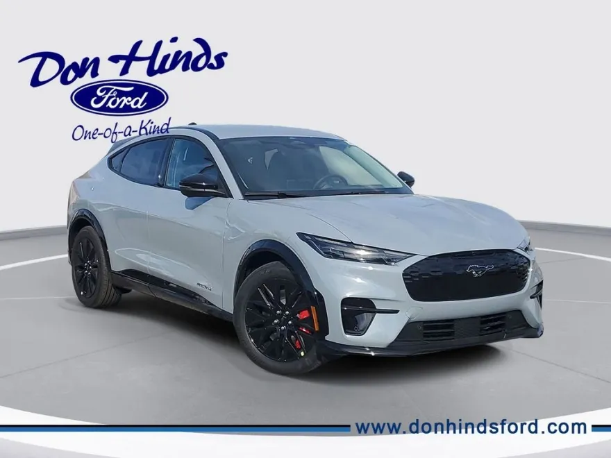 2025 Ford Mustang Mach-E Premium photo 1
