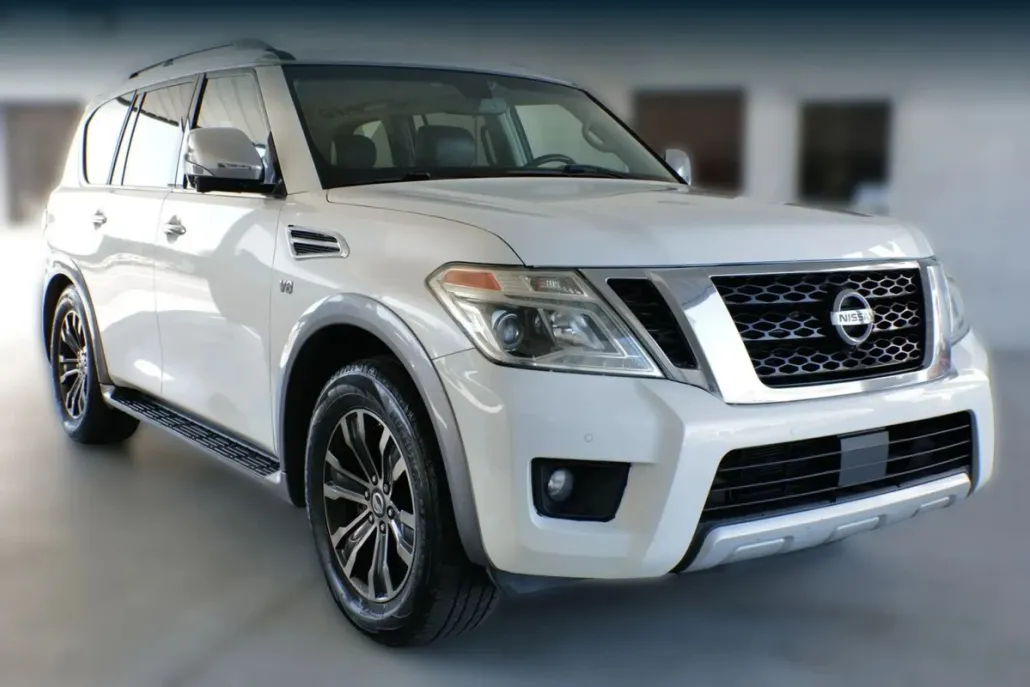 2017 Nissan Armada Platinum photo 1