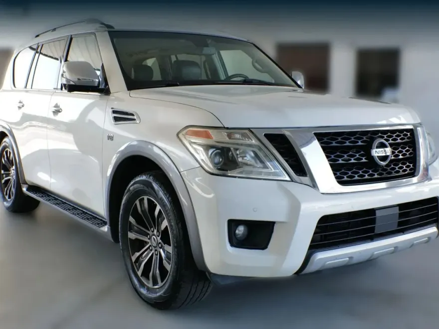 2017 Nissan Armada Platinum photo 1