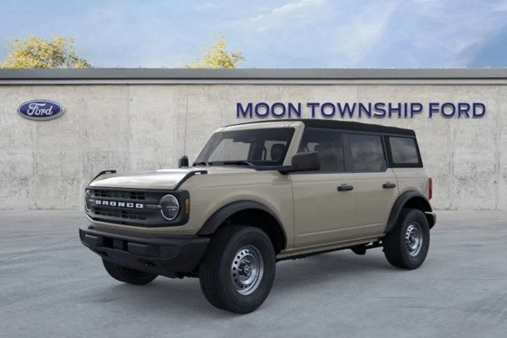 2025 Ford Bronco Base photo 1