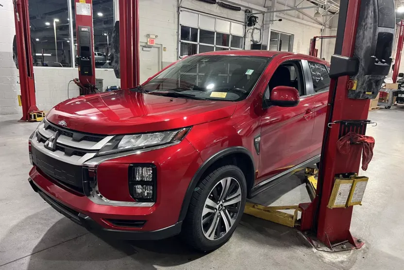 2021 Mitsubishi Outlander Sport ES photo 1