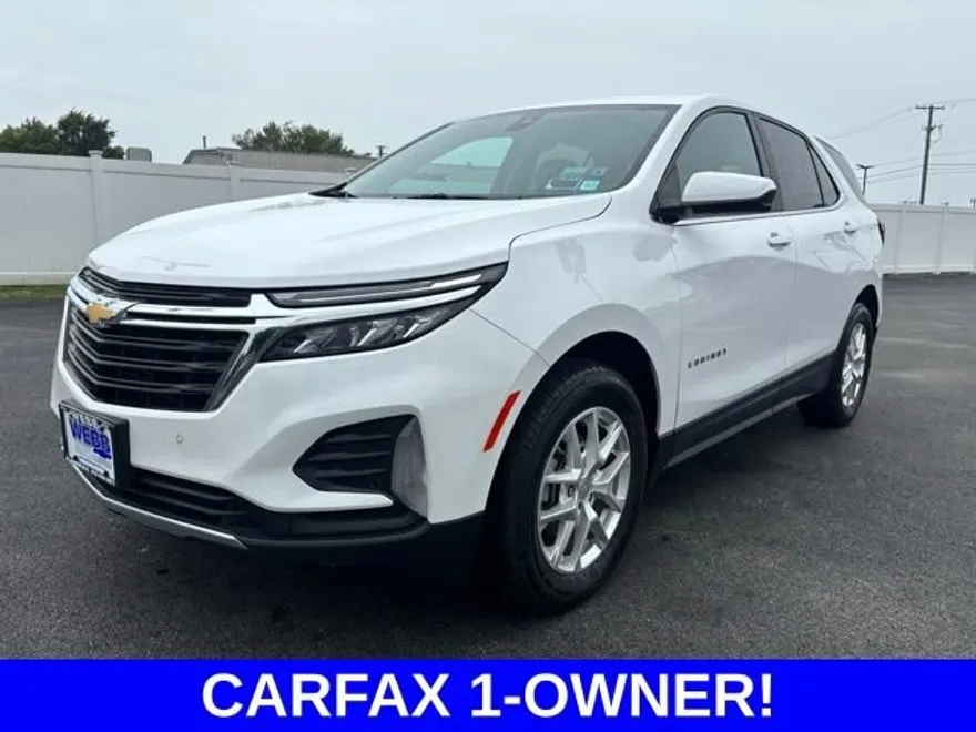 2022 Chevrolet Equinox LT photo 1