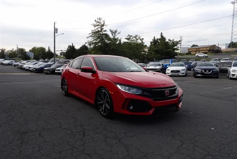 2017 Honda Civic Si photo 1