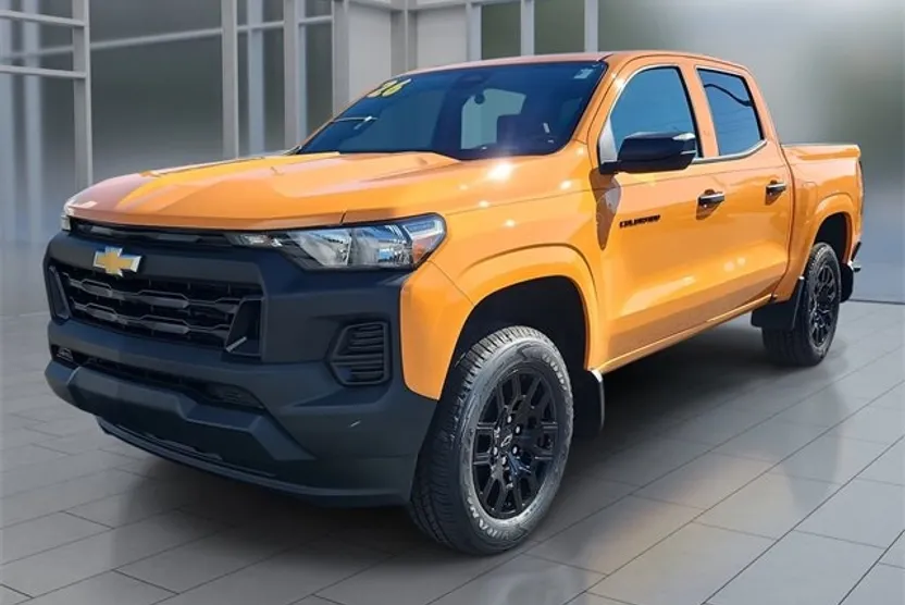 2026 Chevrolet Colorado Work Truck photo 1