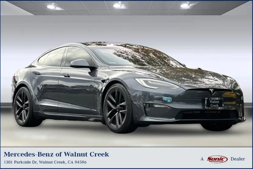 2021 Tesla Model S Plaid photo 1