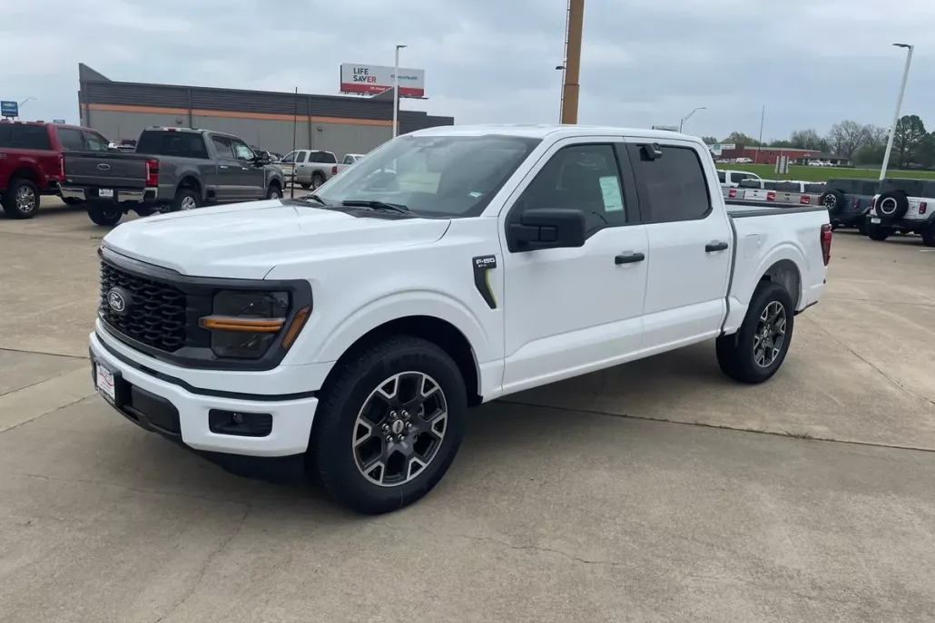 2025 Ford F-150 STX photo 1