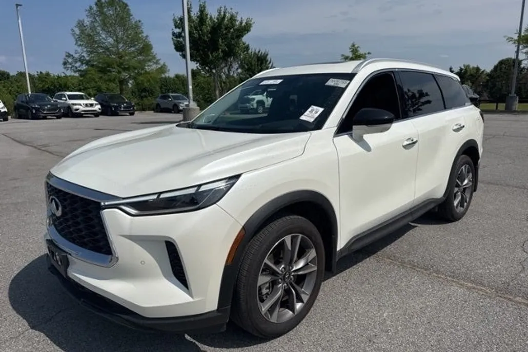 2024 Infiniti QX60 Luxe photo 1