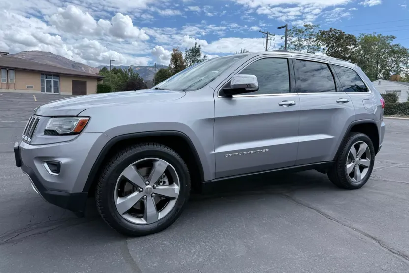 2014 Jeep Grand Cherokee Limited photo 1