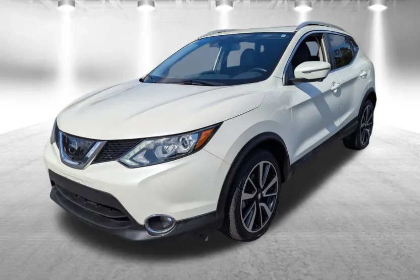 2017 Nissan Rogue Sport SL photo 1