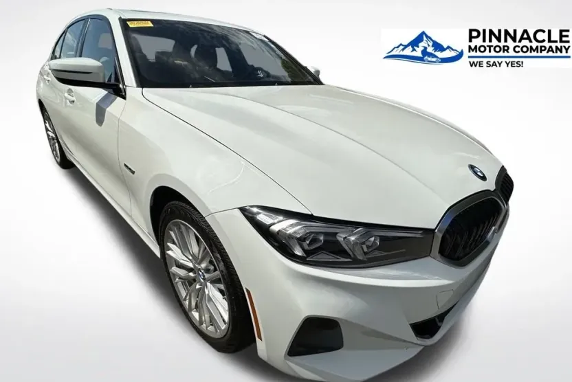 2023 Bmw 330e 330xe photo 1