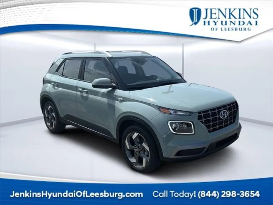 2025 Hyundai Venue Limited photo 1
