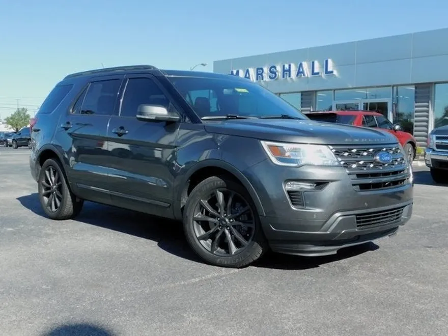 2018 Ford Explorer XLT photo 1