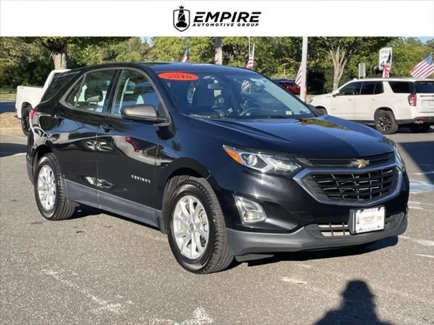 2019 Chevrolet Equinox LS photo 1