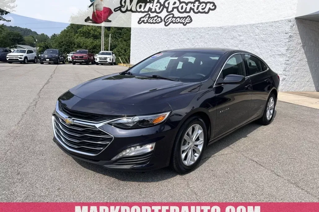2023 Chevrolet Malibu 1LT photo 1