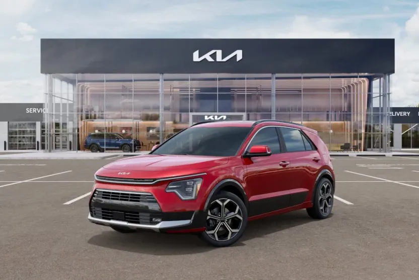 2024 Kia Niro Plug-In Hybrid SX photo 1