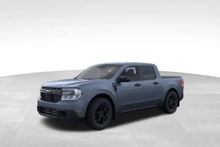 2024 Ford Maverick XLT photo 1