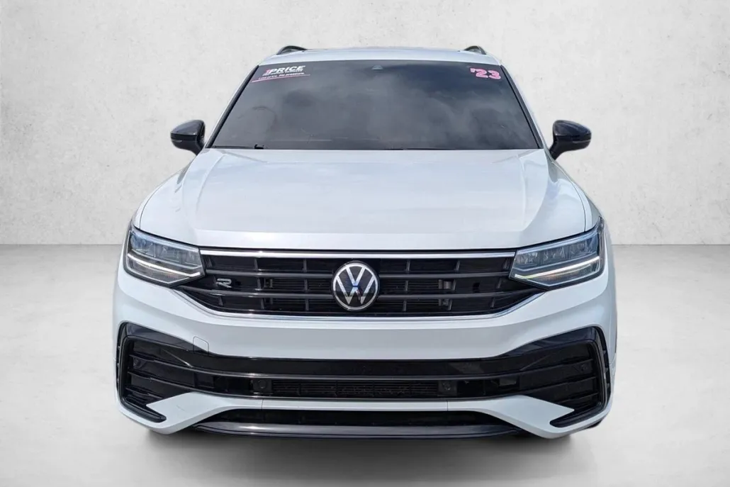 2023 Volkswagen Tiguan SE R-Line Black photo 1