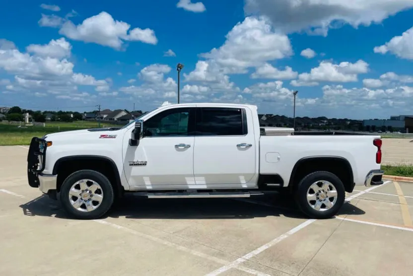 2022 Chevrolet Silverado 2500HD LTZ photo 1