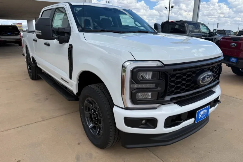 2025 Ford F-250 XL photo 1