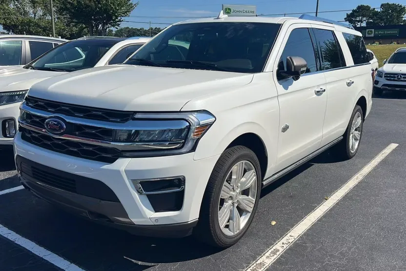 2023 Ford Expedition MAX King Ranch photo 1