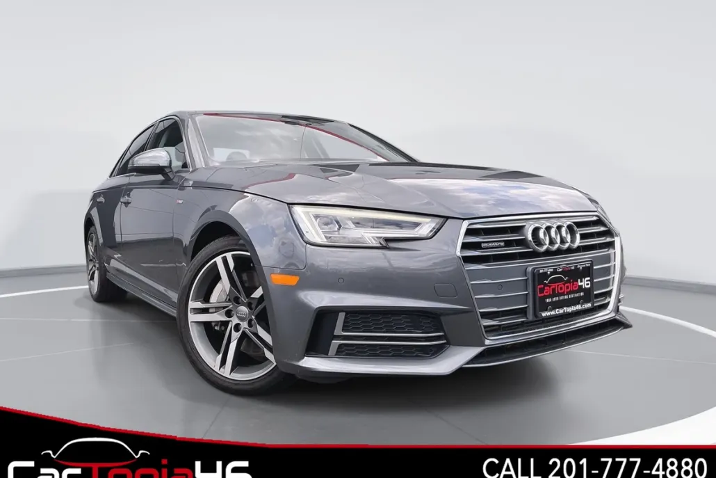 2018 Audi A4 2.0T S line Quattro photo 1