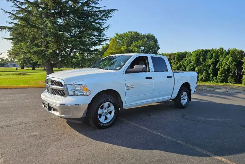 2023 Ram 1500 Classic SLT photo 1