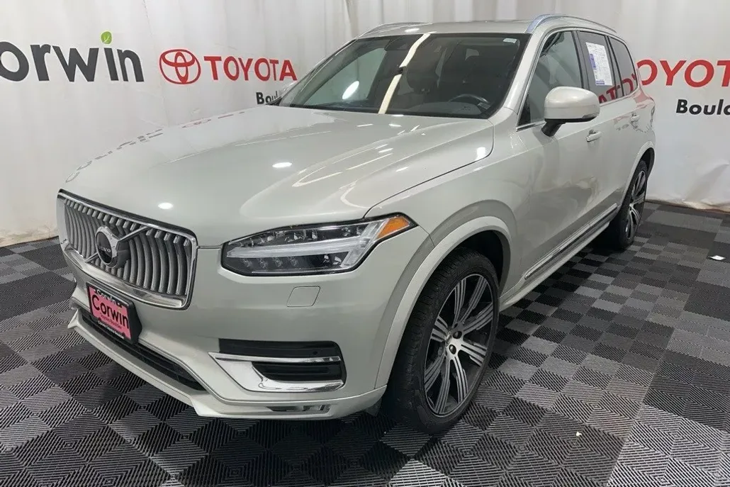 2022 Volvo XC90 T6 Inscription photo 1