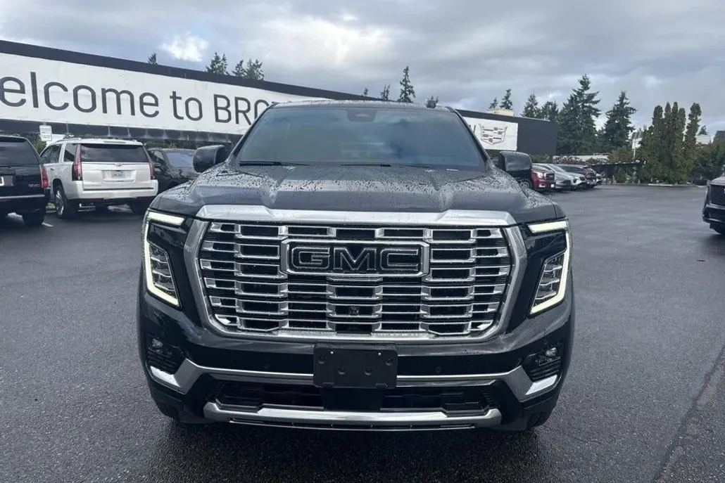 2025 Gmc Yukon XL Denali photo 1