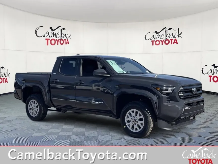 2025 Toyota Tacoma SR5 photo 1