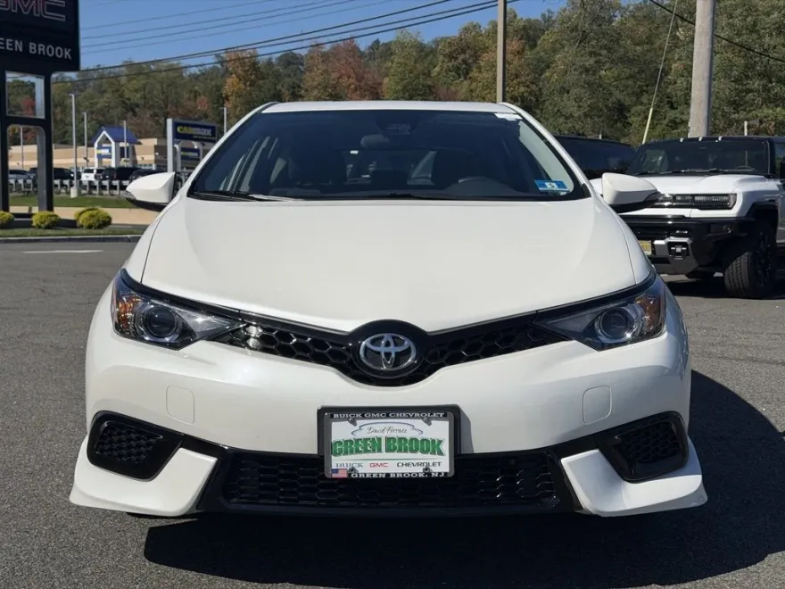 2018 Toyota Corolla iM Base photo 1