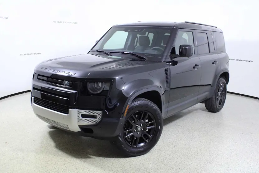 2025 Land Rover Defender S 110 photo 1