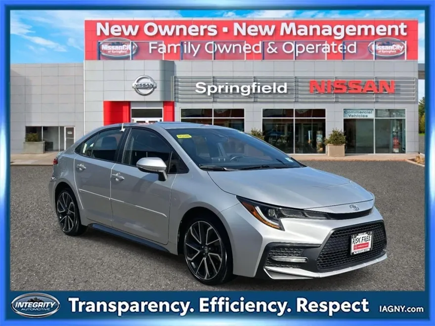 2022 Toyota Corolla SE photo 1