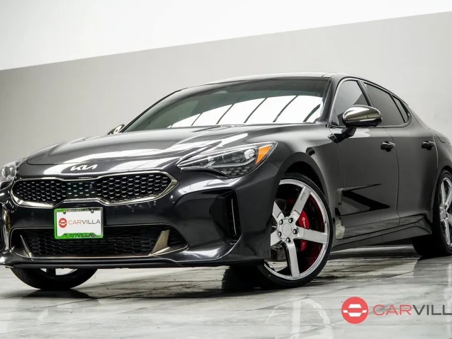 2022 Kia Stinger GT2 photo 1