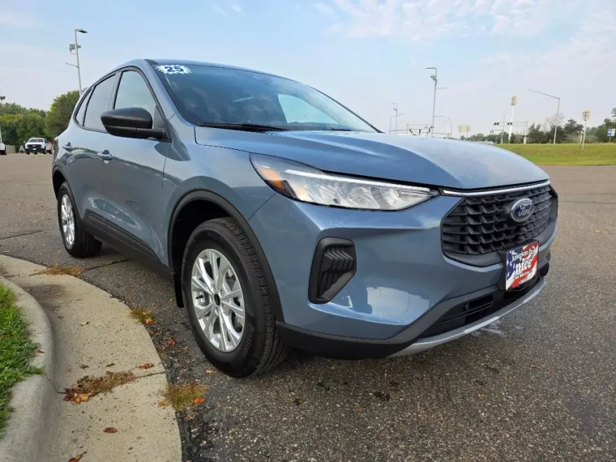 2025 Ford Escape Active photo 1