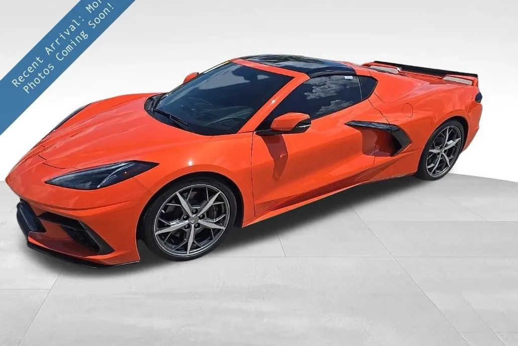 2020 Chevrolet Corvette Stingray 2LT photo 1