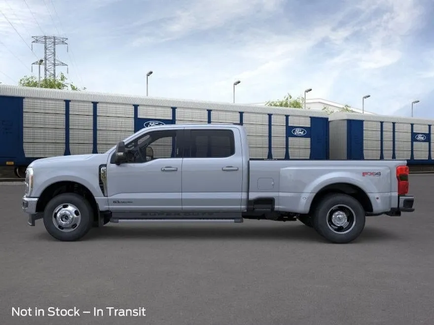 2026 Ford F-350 Lariat photo 1